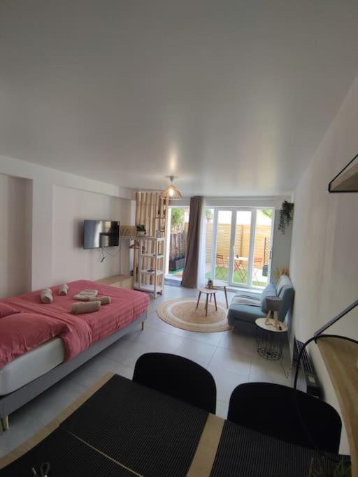 Studio Boheme Chic A Disney La Houssaye-en-Brie Εξωτερικό φωτογραφία